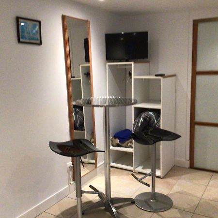 Appartement Studio au fond du jardin à Saint-Malo Extérieur photo