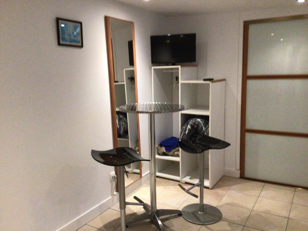 Appartement Studio au fond du jardin à Saint-Malo Extérieur photo